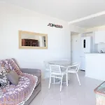 Apartamento Com Vista Mar E Acesso A Praia Yy4578